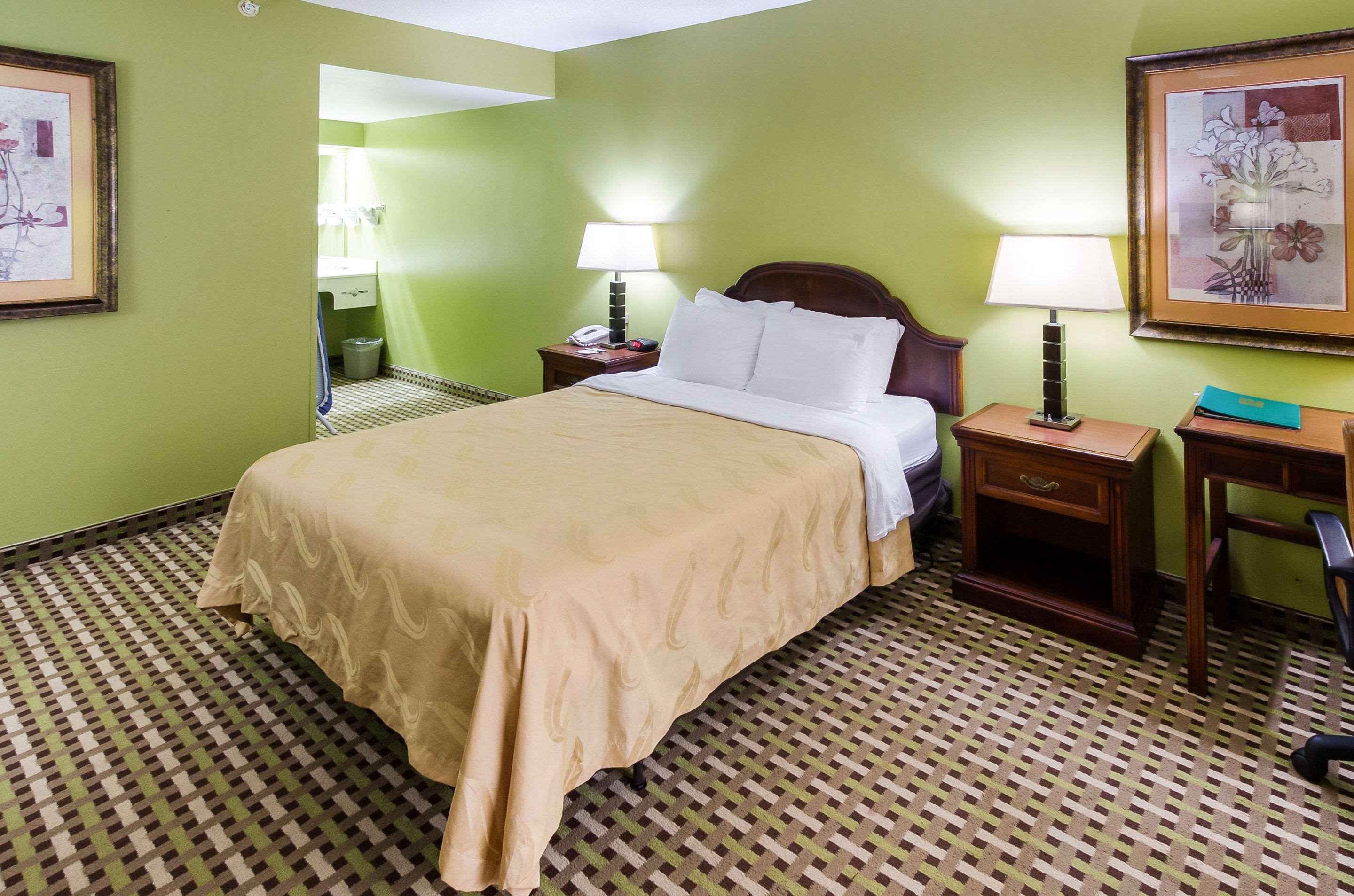 Quality Inn Брансуик Экстерьер фото