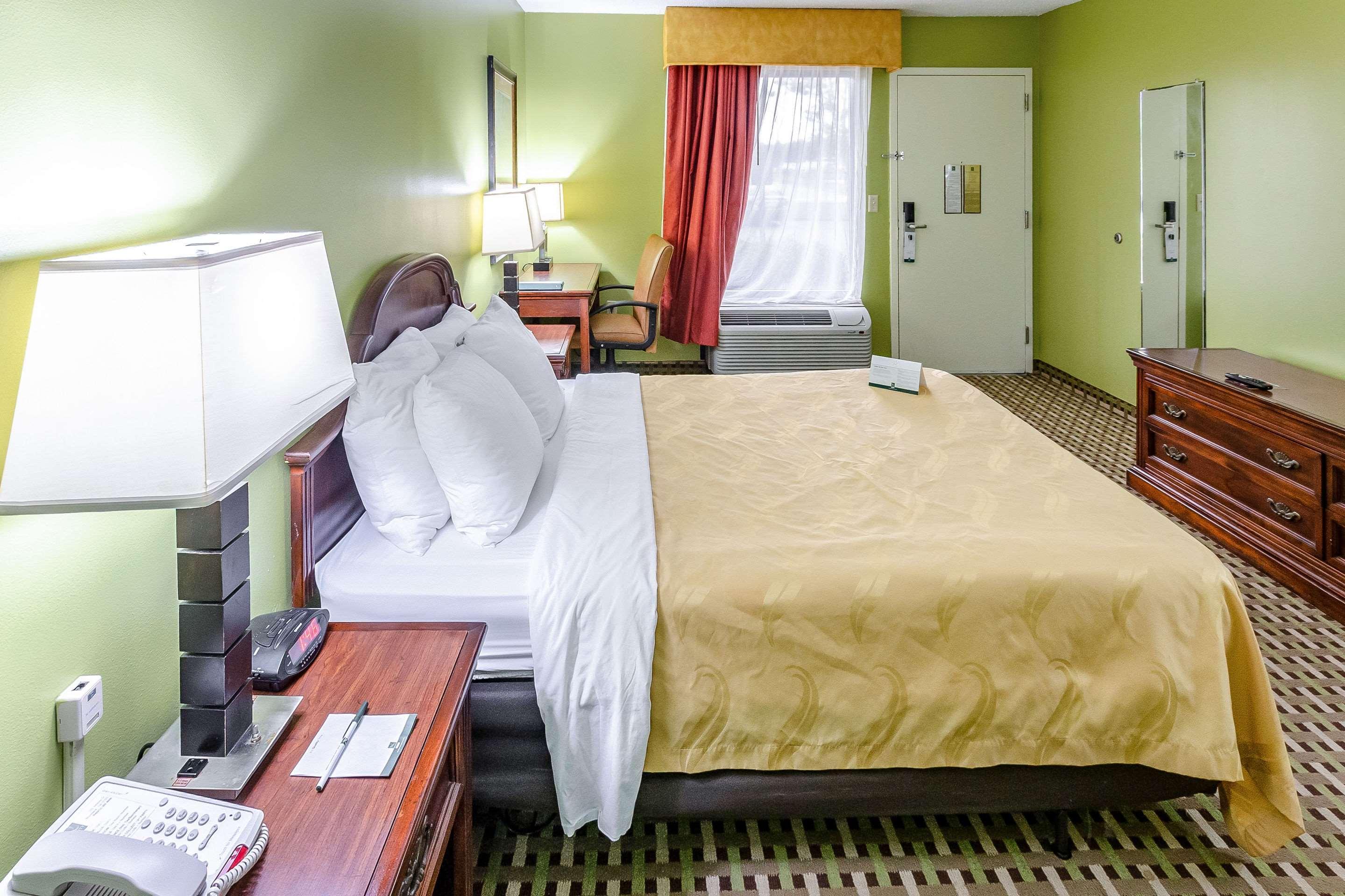 Quality Inn Брансуик Экстерьер фото