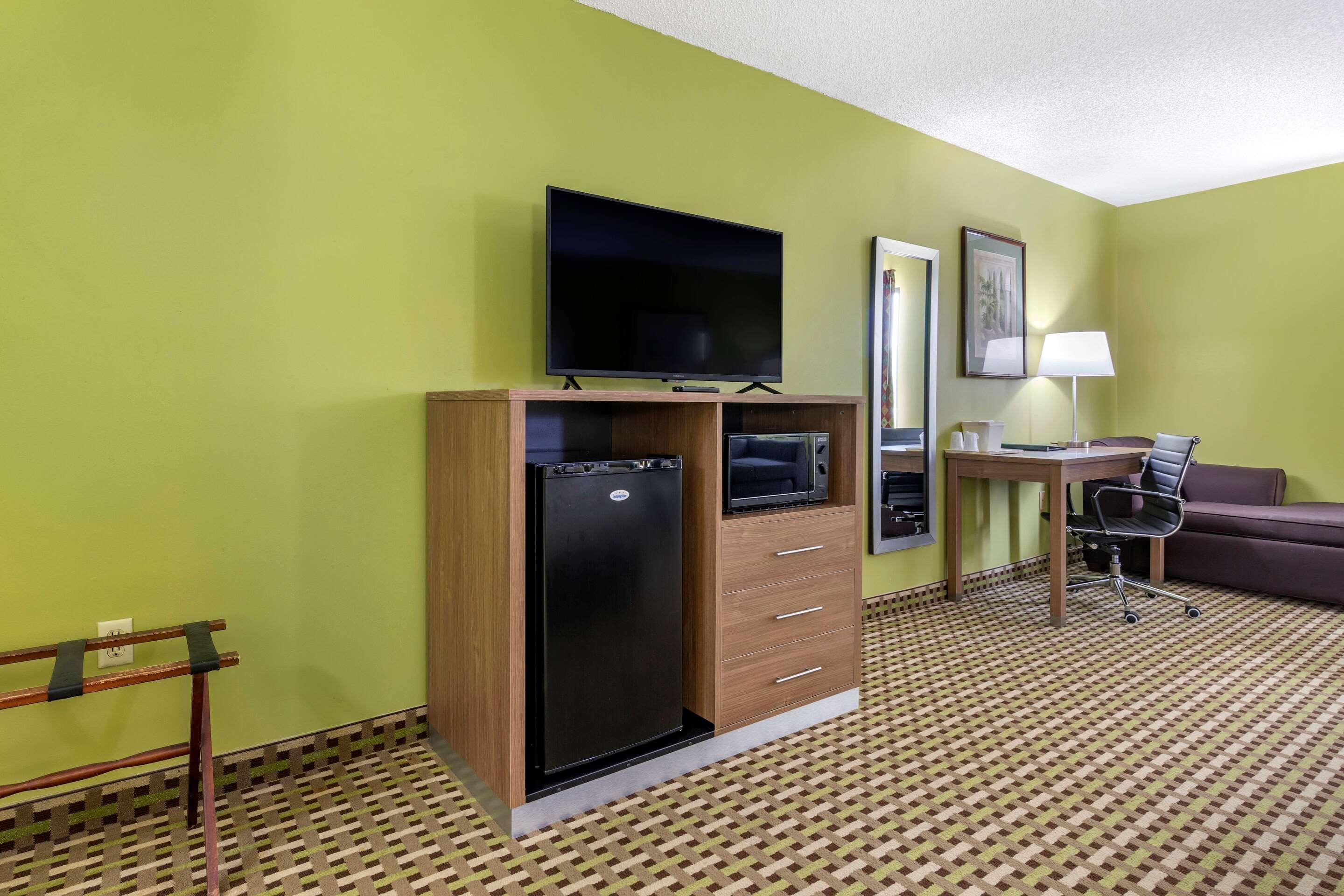 Quality Inn Брансуик Экстерьер фото